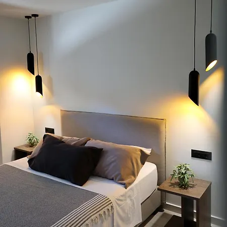Valantina's & Mannouel Luxury Vilă *